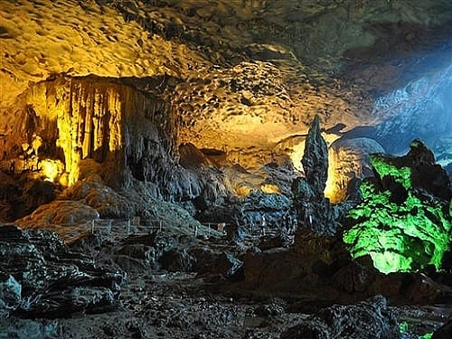 Cueva Crag, en Castleisland, Condado de Kerry