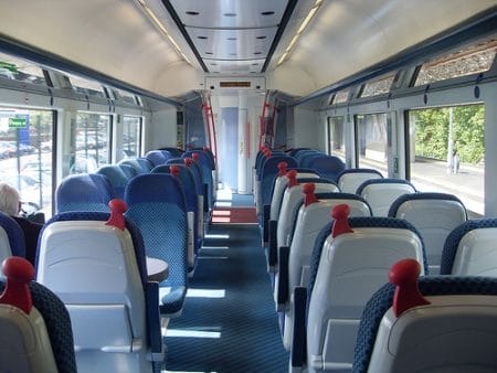 Interior de los trenes NIR
