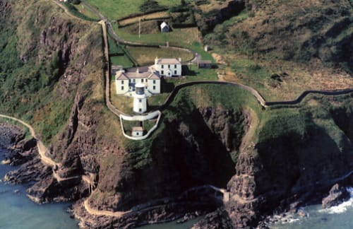 Viajar a Irlanda y alojarse en un faro Viajar a Irlanda y alojarse en un faro