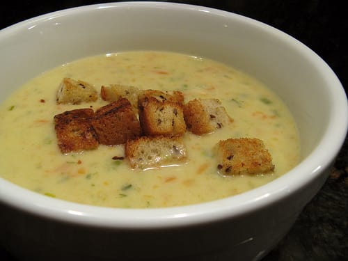 Sopa Cheddar, tradición del Día de San Patricio Sopa Cheddar, tradición del Día de San Patricio